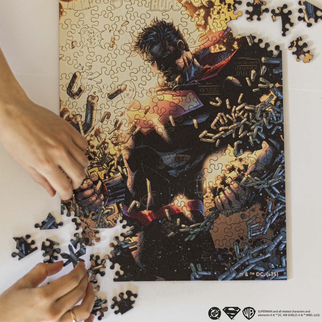 Дерев'яний пазл DC Superman™ – Незламна Сила