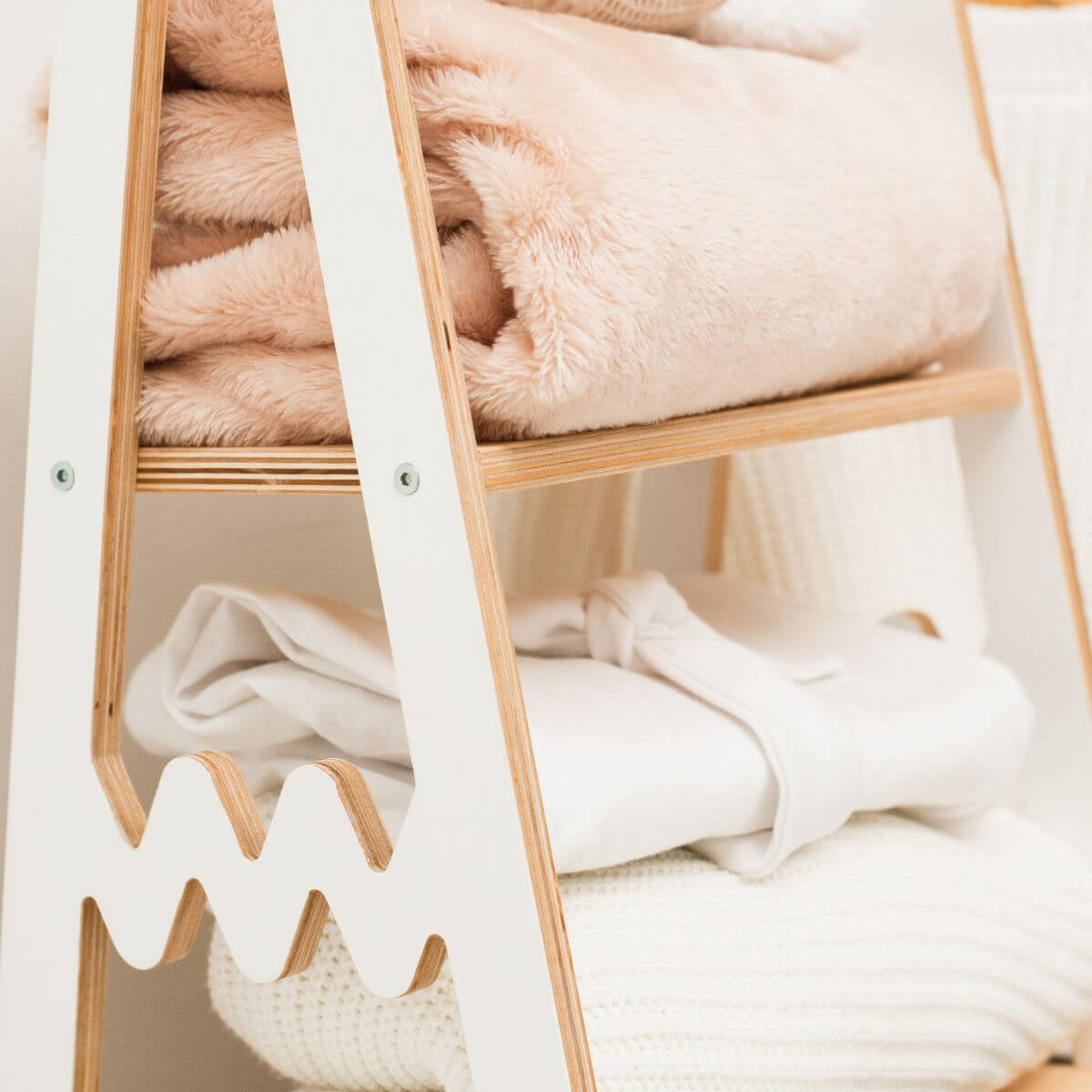 baby clothes rack  