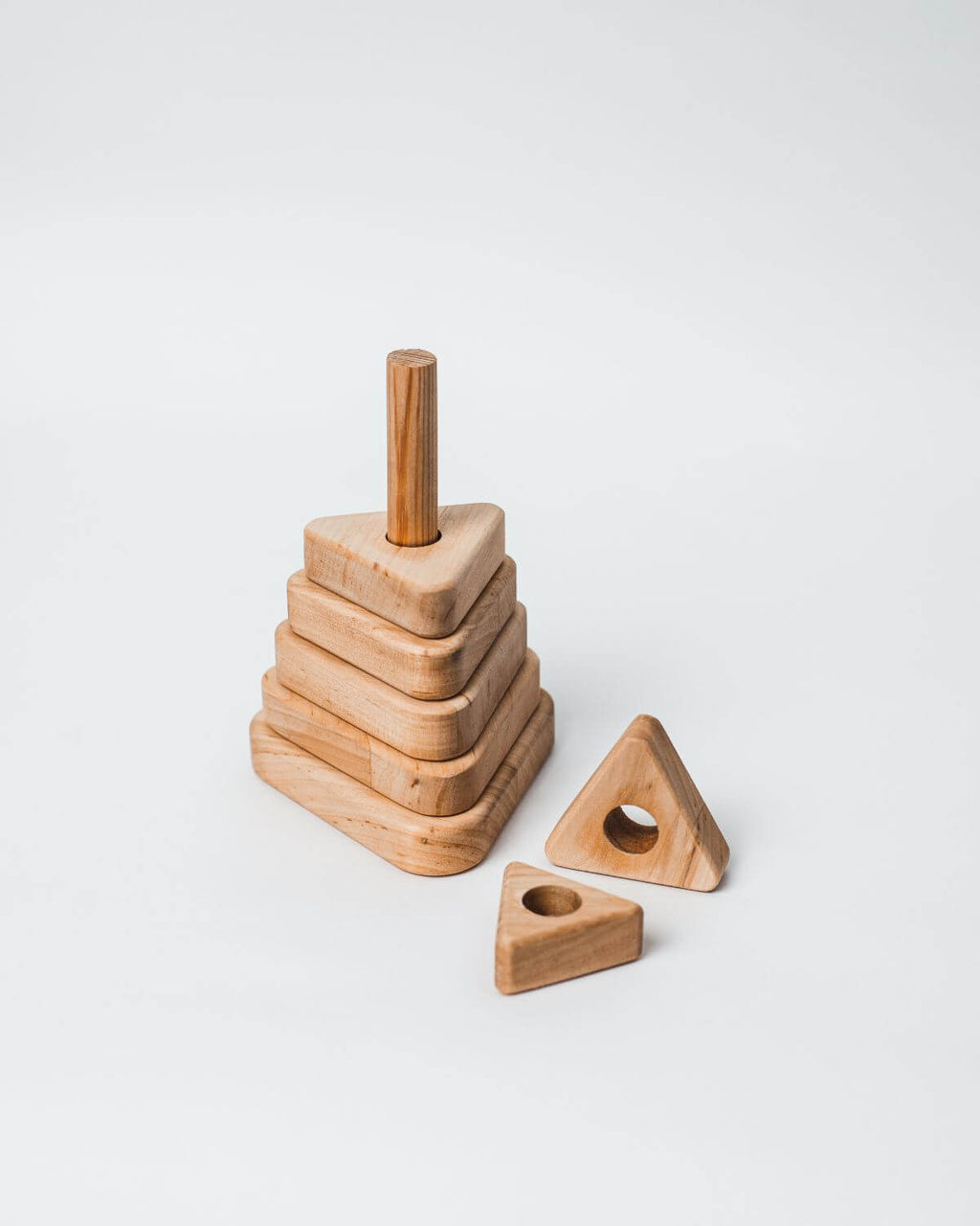 toy triangle stacking 