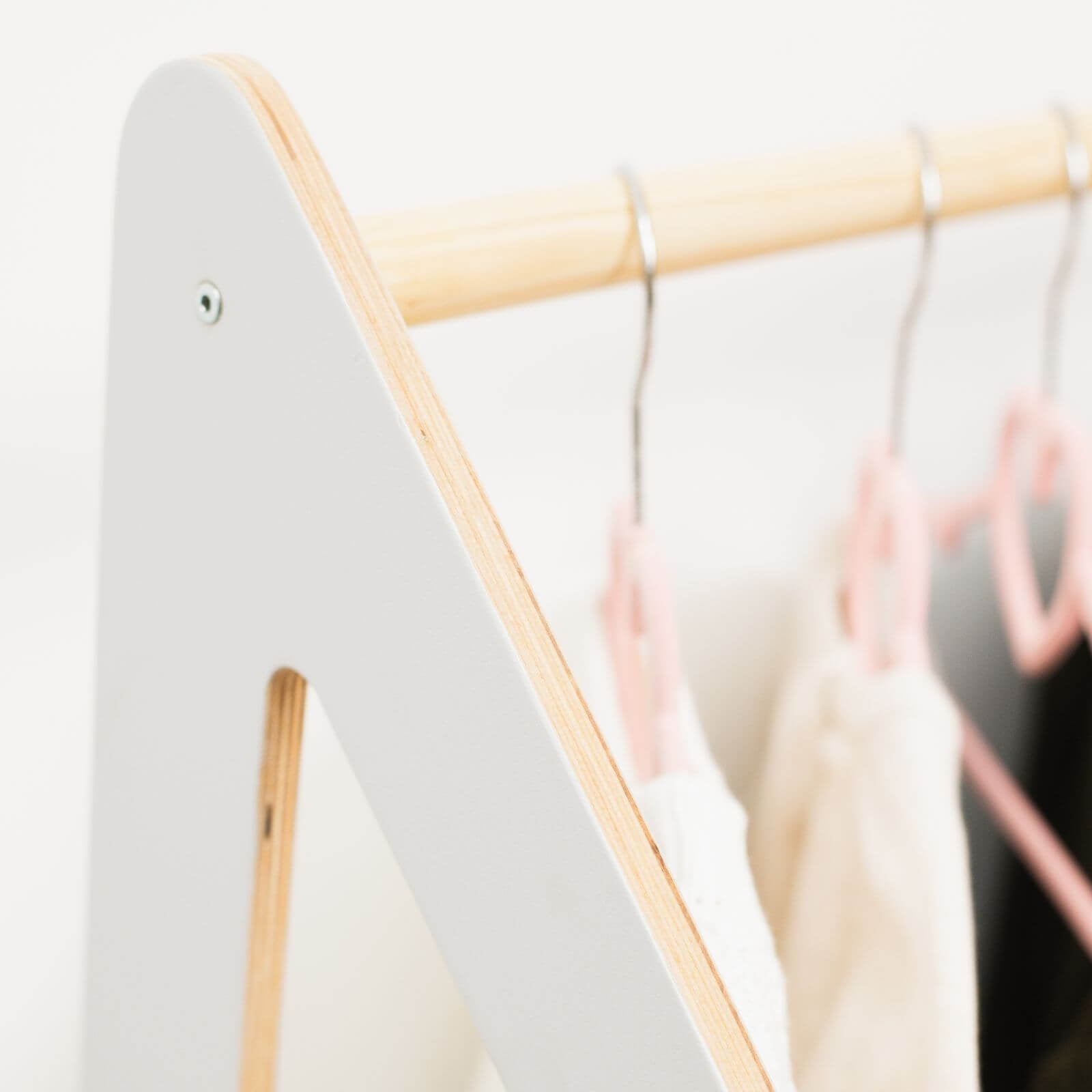 baby clothes rail