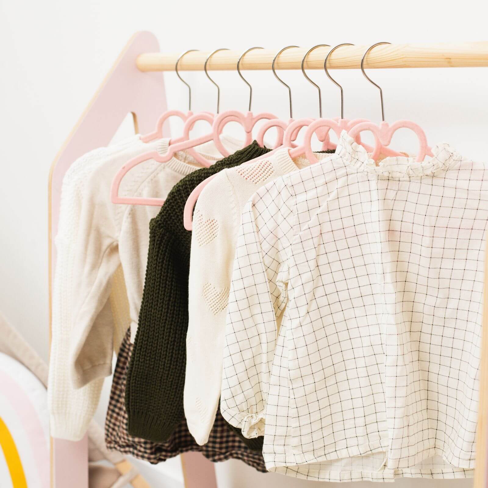 clothes rail for kids 