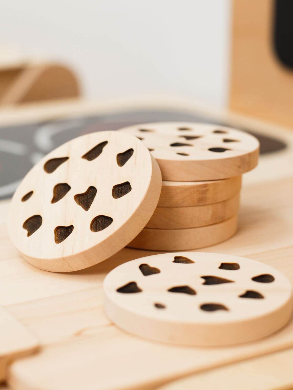 wooden cooking 